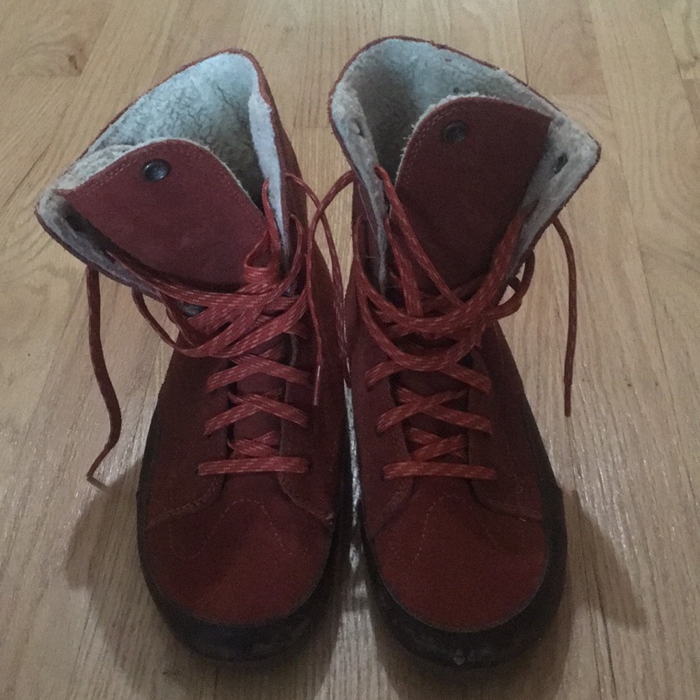 Patagonia dark orange boots